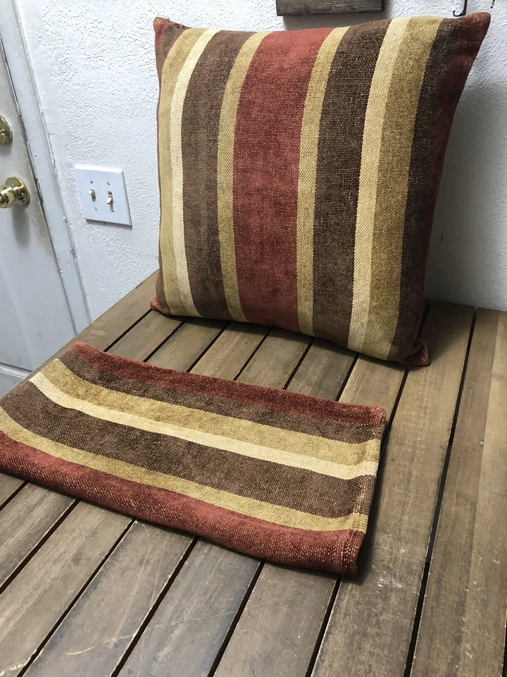 RESTORATION HARDWARE PAIR TAN/RED/BROWN PILLOW COVERS 22x22" STRIPES CHENILLE - Image 4 of 4
