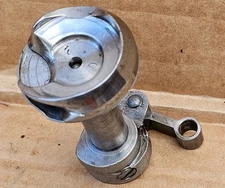 Wheeler & Wilson 8 Sewing machine shuttle hook attachment