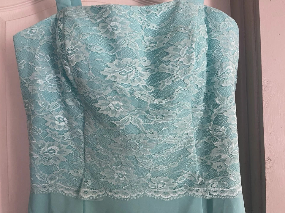 Vestido Formal Turquesa Gasa Blanco Encaje Sobre Turquesa 18W Hasta la Rodilla Foto 2 de 4