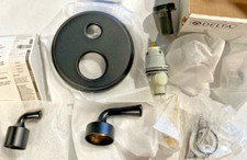 Delta Shower Valve Trim with 6-Setting Diverter in MATTE BLACK, New 