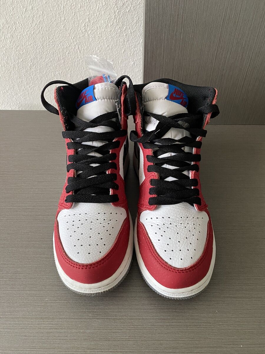 Size 5Y - Jordan 1 Retro High OG Origin Story, Spider-Man Size 5Y - Jordan 1 Retro High OG Origin Story, Spider-Man