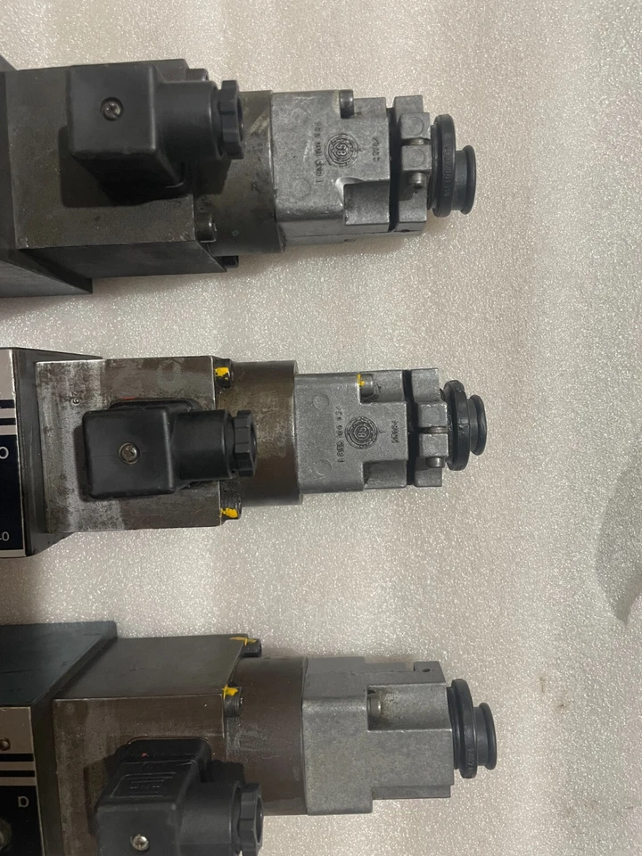 BOSCH 0811403004 ENVÍO RÁPIDO POR FEDEX Foto 2 de 4