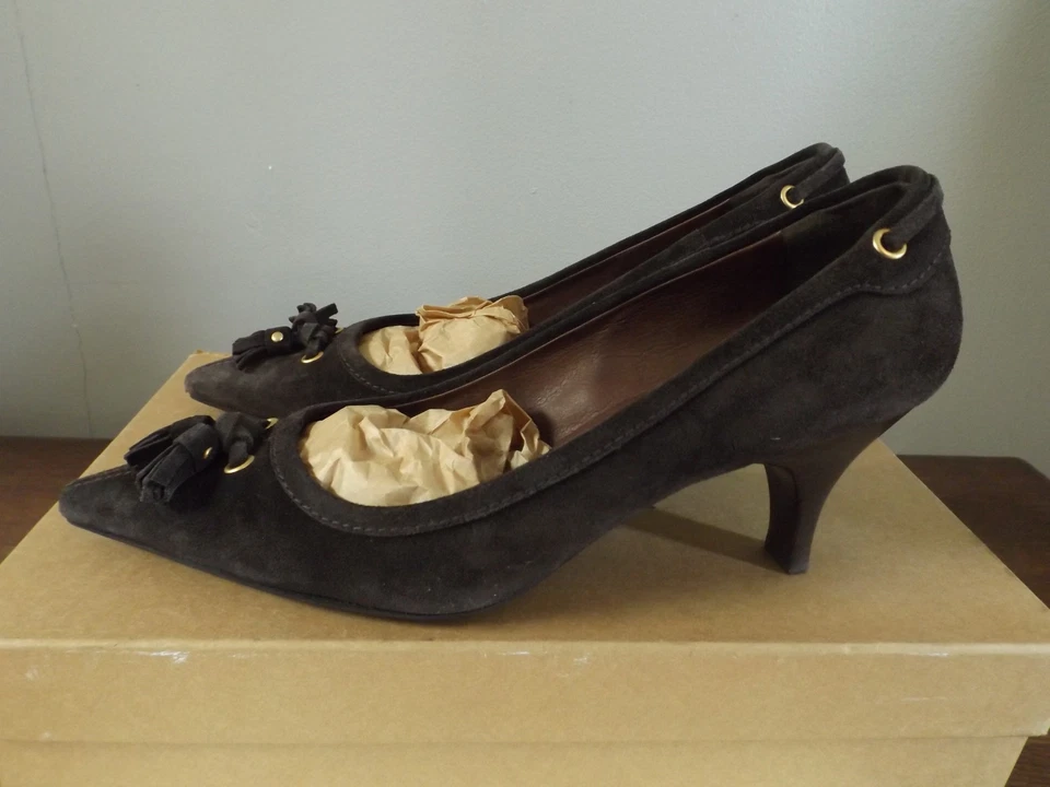 THE ORIGINAL CAR SHOE PRADA Marrón Gamuza Borla Tacones Zapatos Talla 38.5 / 8.5 $325 Foto 2 de 4