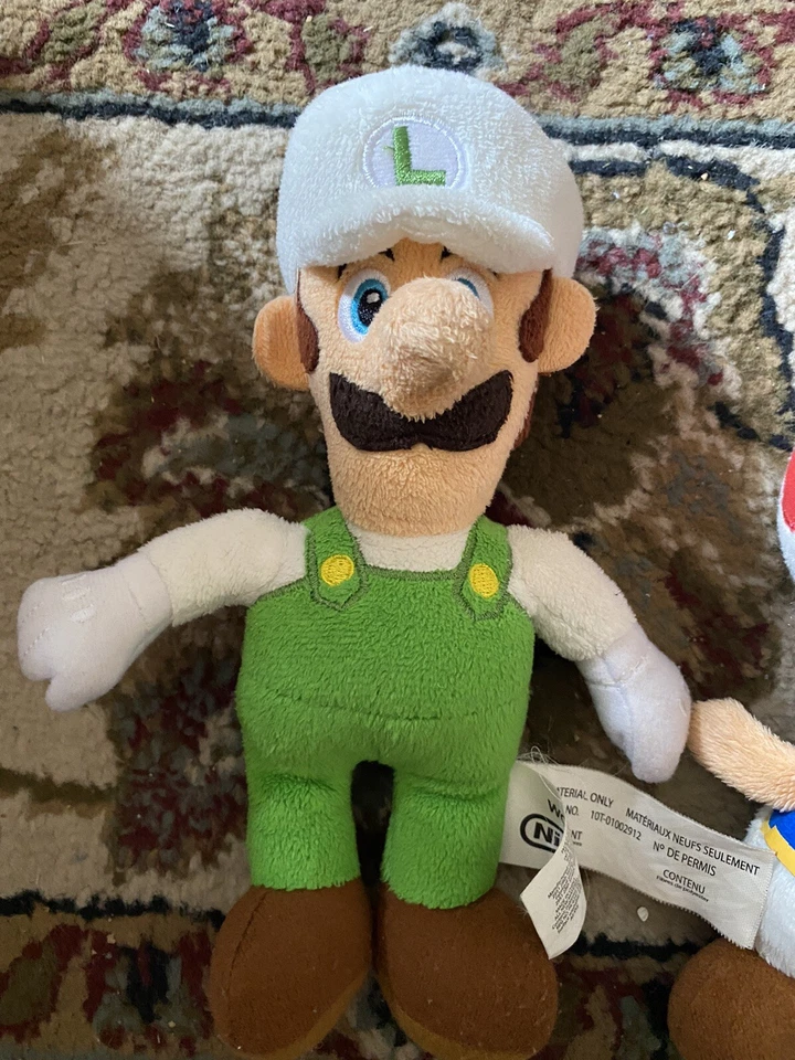 Jakks Super Mario & Fire Luigi & Toad 8" Plush World of Nintendo Stuffed Rare - Image 4 of 4