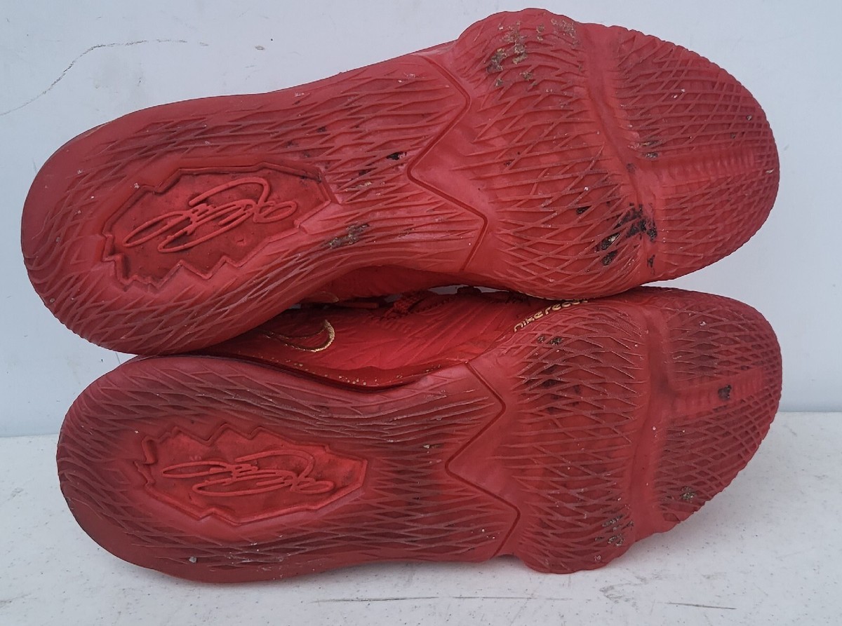 para sa kadakilaan shoes