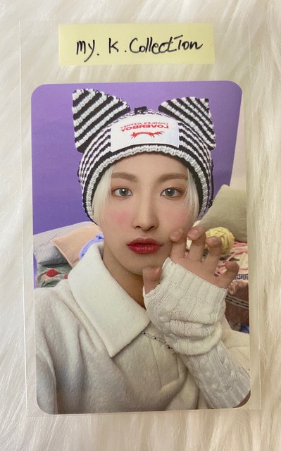 Official SEONGHWA Ateez Snowman Factory Winter Special MD Photocard Binder