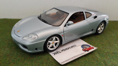 Burago フェラーリ　360 MODENA FERRARI 360 MODENA 1999 argent bleuté 1/18 BURAGO voiture
