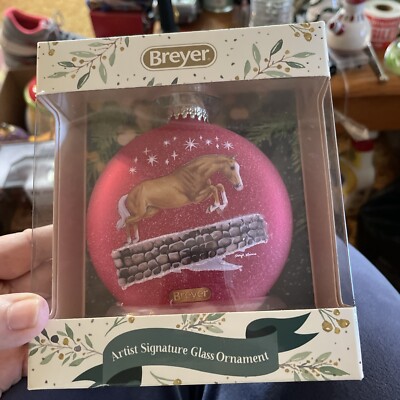 BREYER ARTIST SIGNATURE GLASS HORSE ORNAMENT, Sheryl Leisure, 2021