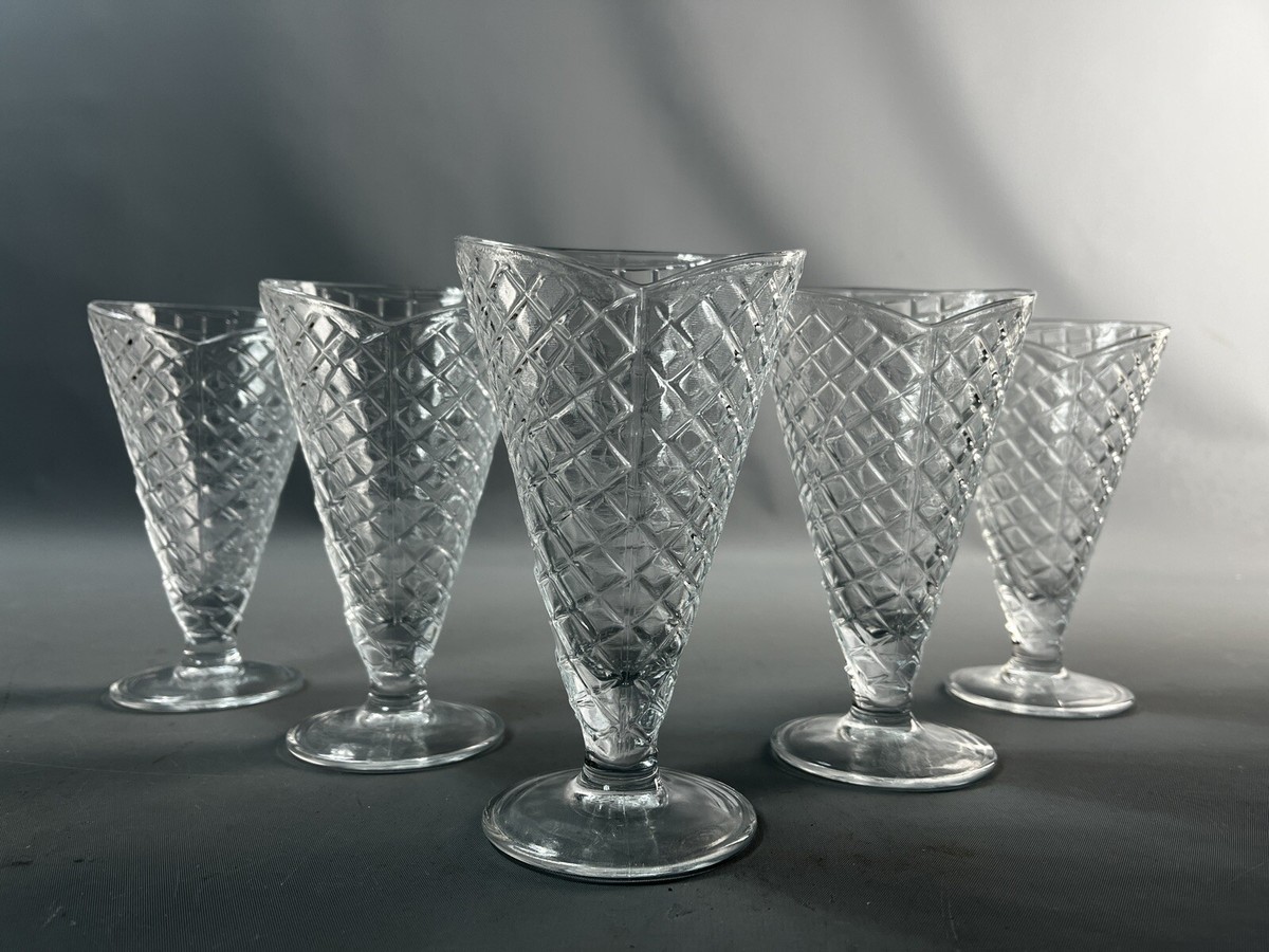 Bormioli Rocco Cornetto Waffle Cone Shaped Dessert Ice Cream Sundae  Glasses