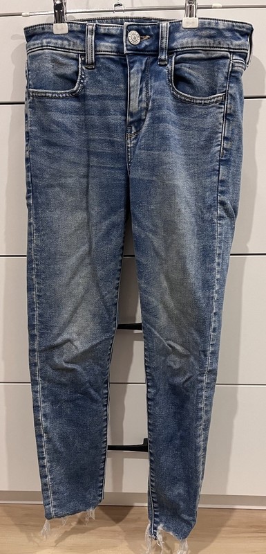 American Eagle Outfitters Women's Dark Blue Jeans Size 2 EUC
