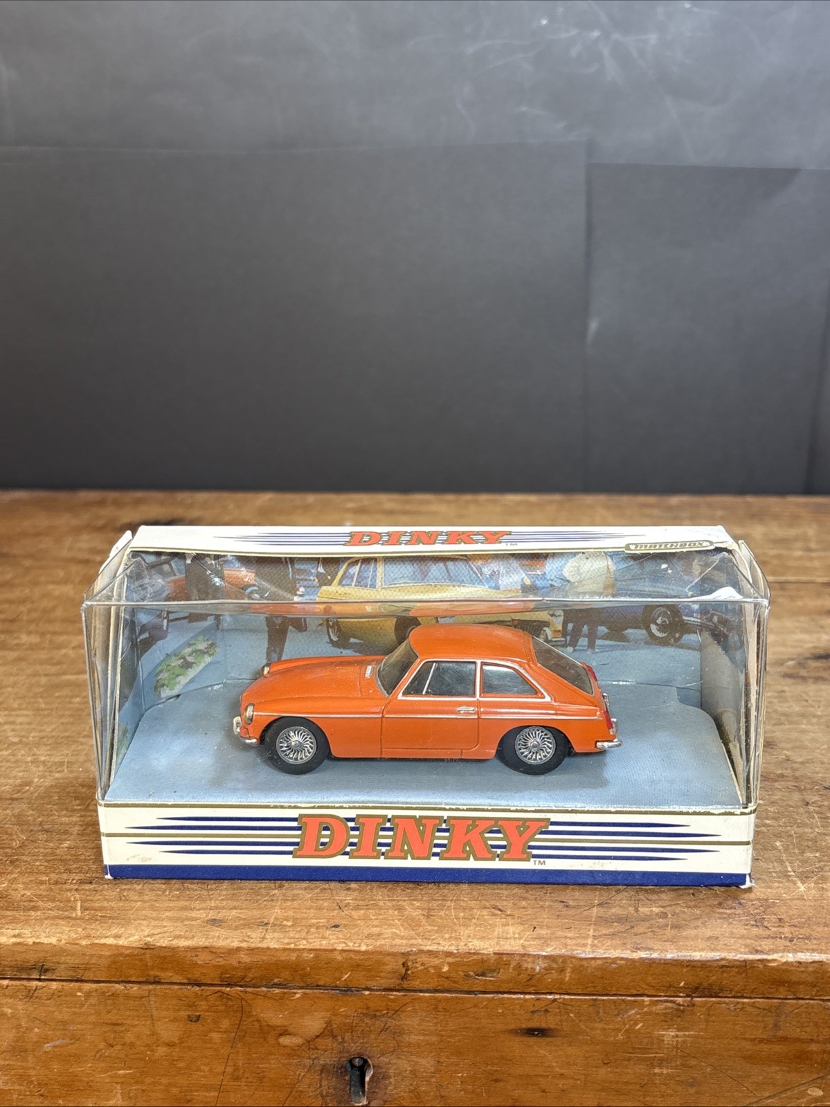 Matchbox Dinky Dy-38 M.G.B GT 1965 Orange Diecast Car
