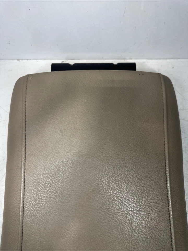 Ford Expedition 2003-2006 beige consola central cuero reposabrazos tapa OEM Foto 3 de 4
