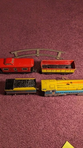 Hafner Wind Up Antique Locomotive w/ Tender and A Marx Caboose and Gondola