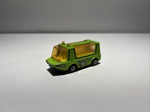 1971 Matchbox Lesney Superfast Green Stretcha Fetcha Viper Van Green - VTG NRMT