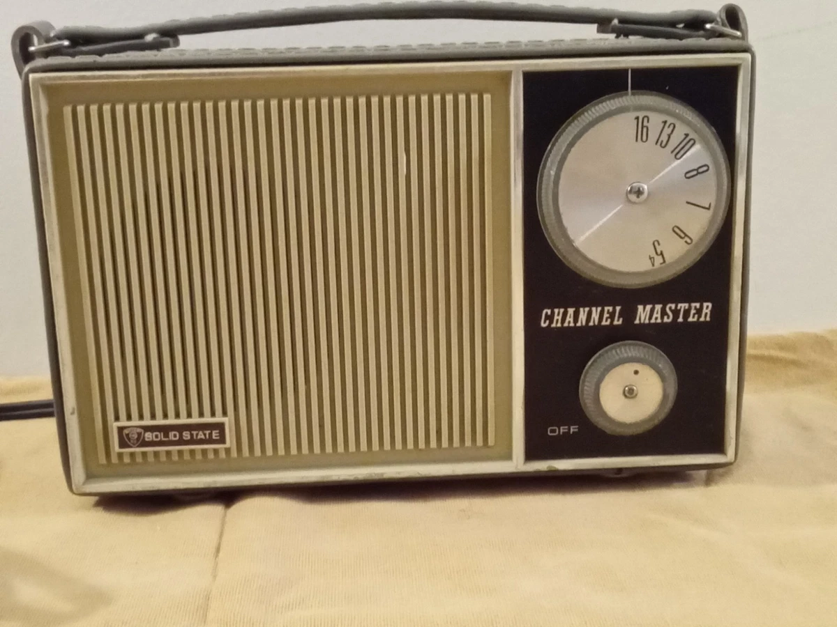 RARE !! Stéréo et radio vintage huit pistes Channel Master modèle # 6334