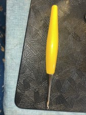 Furls Odyssey Crochet Hook F Yellow