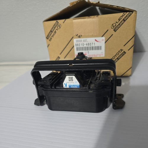88210-48070 Cruise control distance sensor - Picture 3 of 8