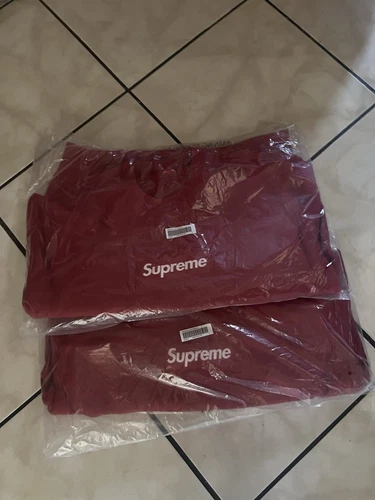 Col rond BOGO Supreme lavé rouge