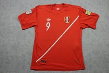 Peru Jersey Mens M Red Umbro Guerrero 9 FIFA World Cup Russia 2018 Qualifiers
