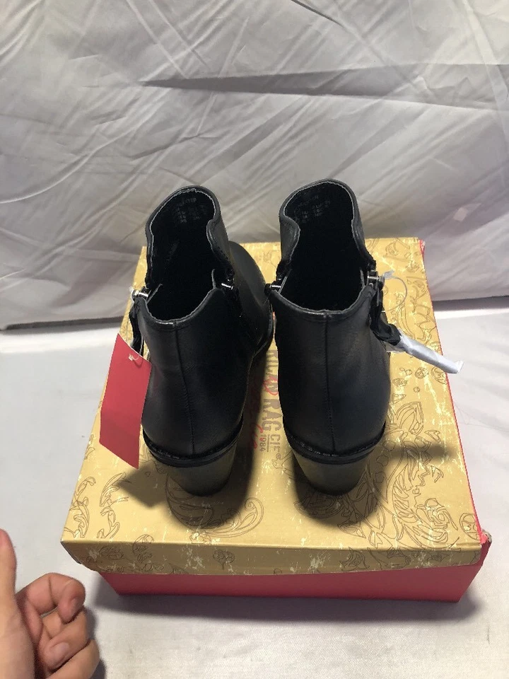 Botines American Rag para mujer Baxter punta redonda negros talla 6,5 M Foto 3 de 4