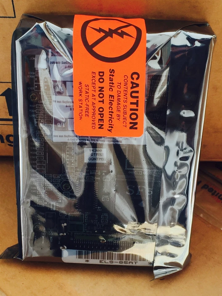 *New* Quantum (ELS85AT) 85MB, 3.5" IDE Internal Hard Drive - Image 3 of 3