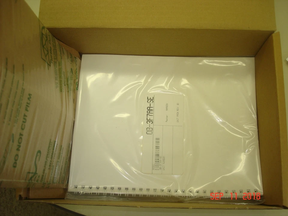 3X-DEFPA-UC COMPAQ PCI TO FDDI COPPER UTP ADAPTER RJ45 NEW IN BOX 134717-B21  - Image 4 of 4