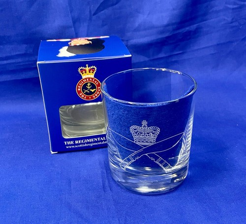 UK British Army Regimental engraved Whisky glass with regimental cap badges. - Picture 25 of 73