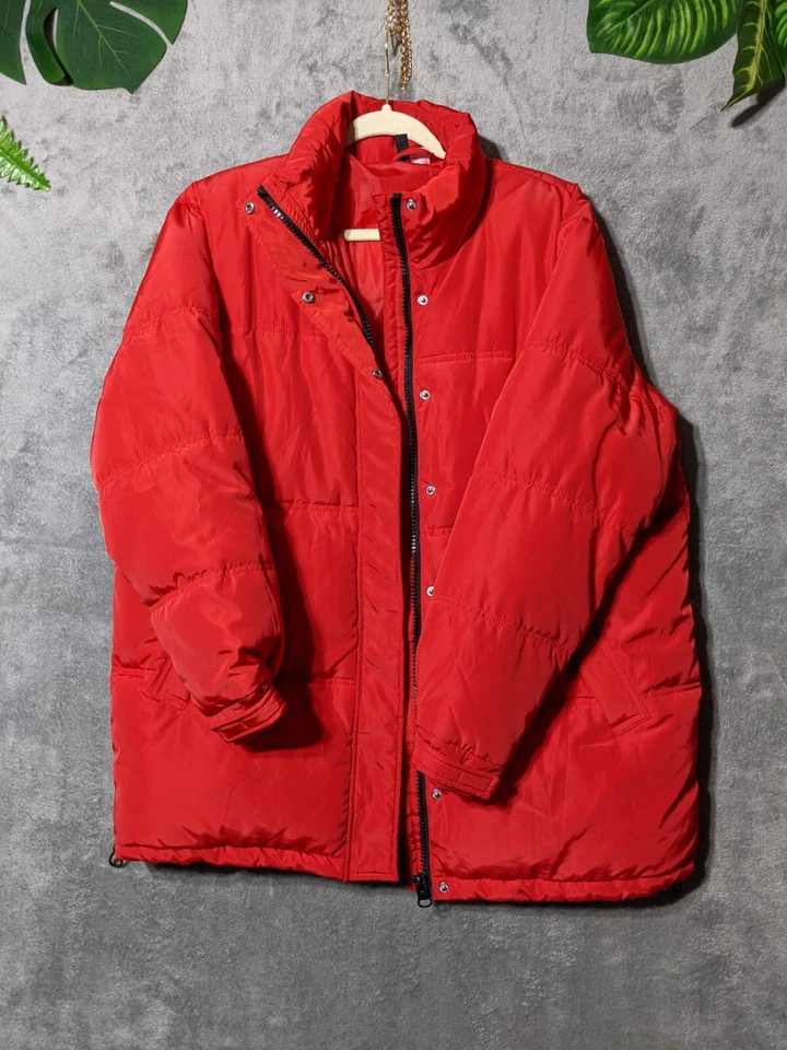 H&M Men Oversized Puffer Jacket SMALL Collared Pockets Zip Woven Red - Image 4 of 4