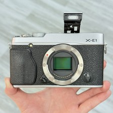 Fujifilm X-E1 16MP Mirrorless Digital Camera Body Silver *good* English