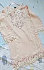 Agha Noor Embroidered Lawn Kurta Medium