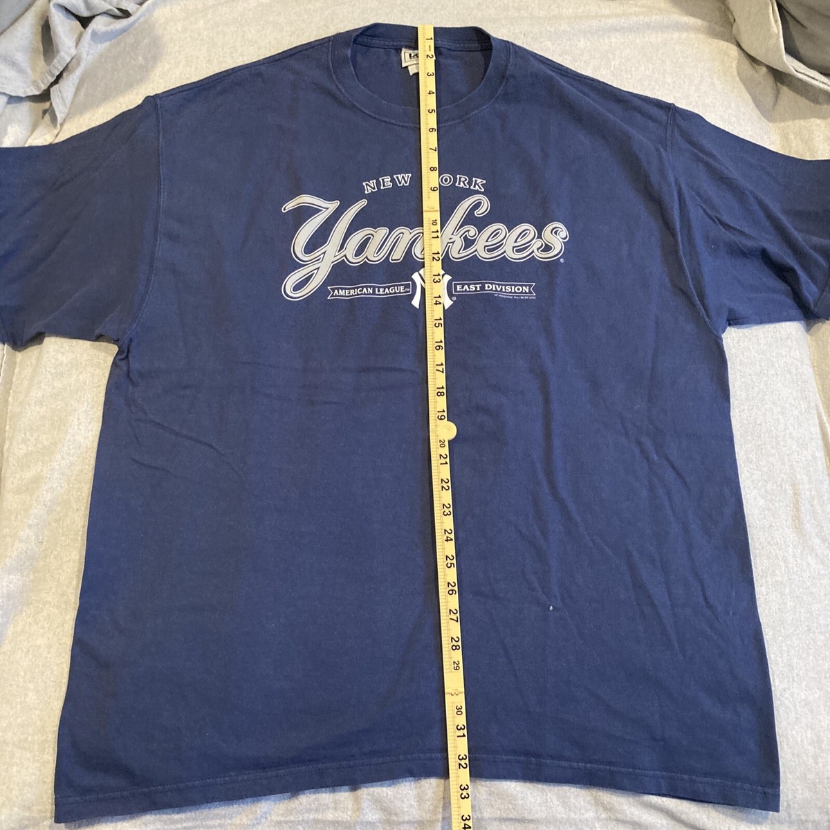 Lee Sports YankeesTシャツウェア MLB 90's Vintage New York Yankees Embroidered 90's T-Shirt Size Large