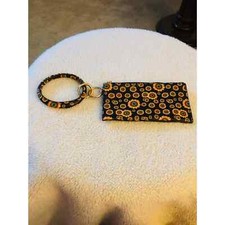 New Pu Leather Sunflower Bangle Key Chain w/Detachable Clutch