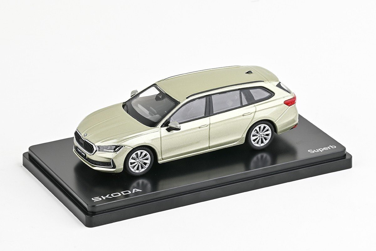 Abrex 1/43 - Skoda Superb IV Combi 2023 - Bleu Energy - Neuf Sous Boîte