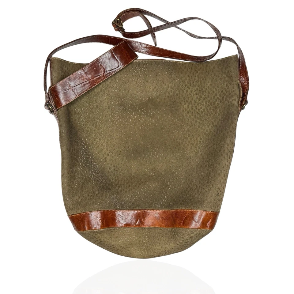 Bolso Hobo Grande de Gamuza Italiana Suave Furla Marrón Cocodrilo Cuero Repujado Hebilla Foto 2 de 4