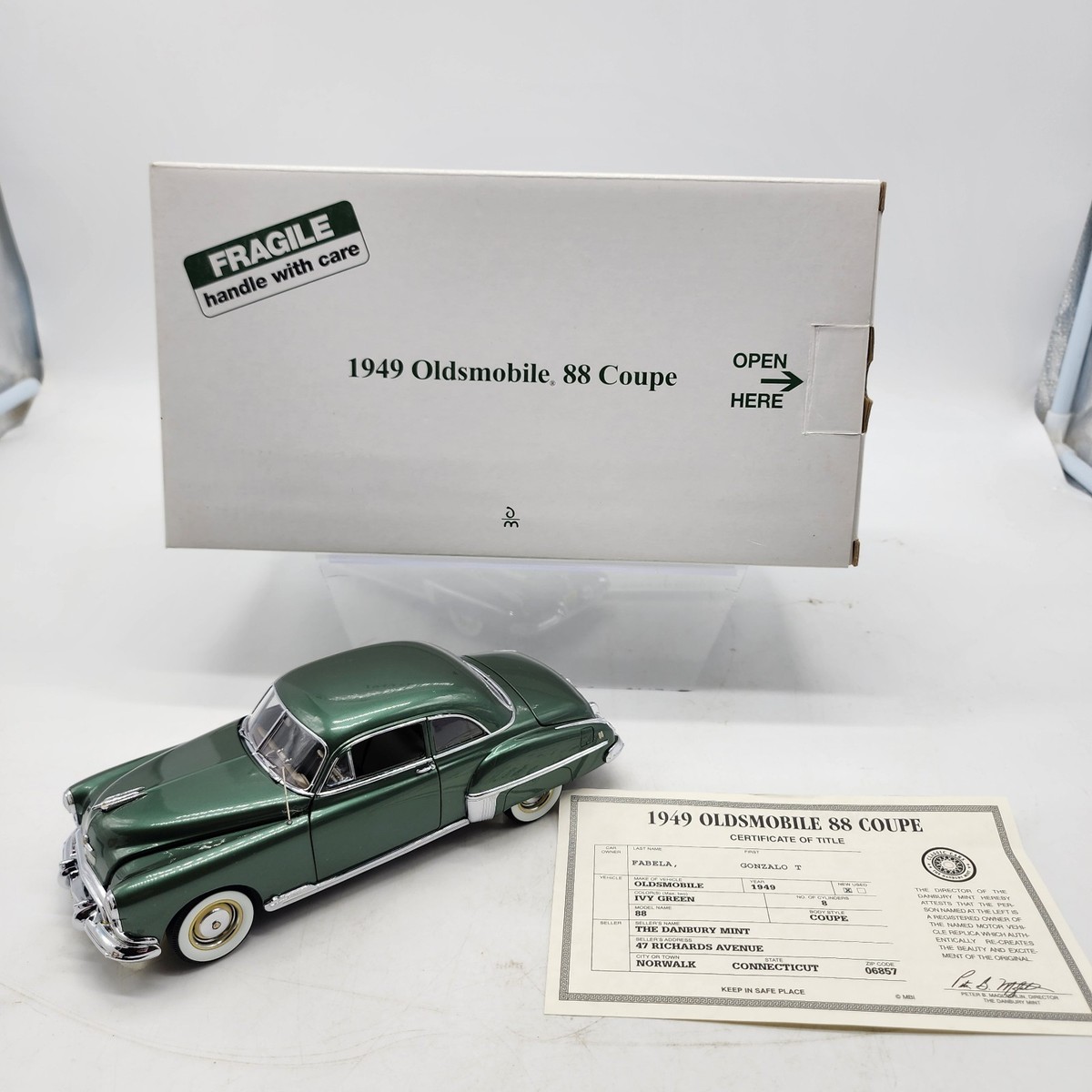 ダンバリーミント製 1949 オールズモビル 88 クーペ 1/24 【公式通販】