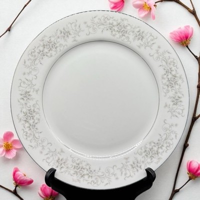 Camelot  Carrousel  1315 Japan Dinner Plate Replacement 10-1/4 