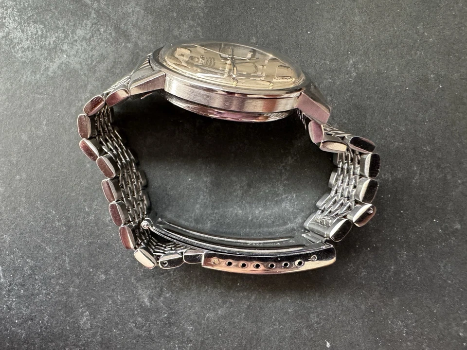 Omega Constellation 168.016 Cal.751 Day-Date w/ Original Beads of Rice Bracelet - image 4 of 4