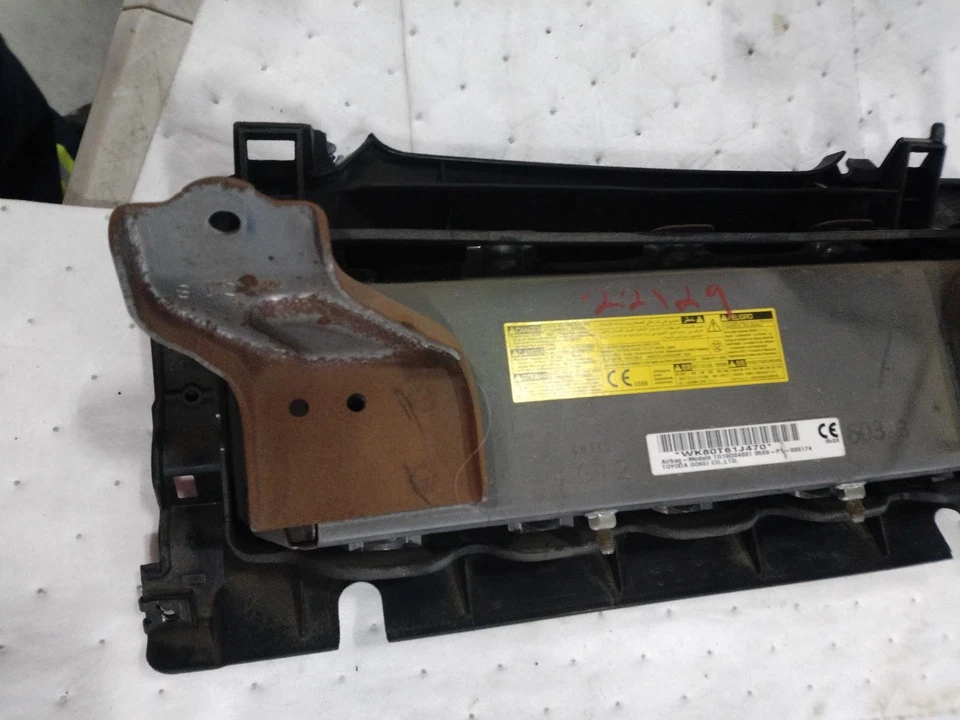 2016 Subaru XV Crosstrek Instrument Panel Air Bag Silver 124K Miles Used - Image 4 of 4