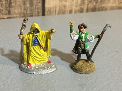 A24864 UNBRANDED METAL TABLETOP OLD OOP D&D FANTASY MAGES WIZARDS MINIATURES