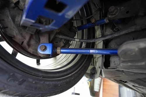 Megan Racing Rear Traction Rods / Arms for 98-05 Lexus GS300 GS400 GS430 IS300 - Picture 5 of 5