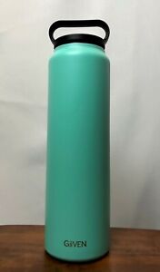 GiiVEN by MiiR 32oz Vacuum Insulated Bottle GLACIER BLUE