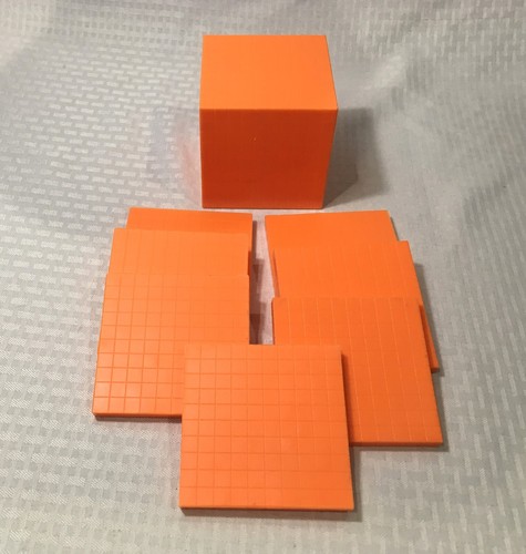 MATH MANIPULATIVES / BASE 10 COUNTING BLOCKS / 1 CUBE - 7 FLATS / ORANGE PLASTIC - 第 1/5 張圖片