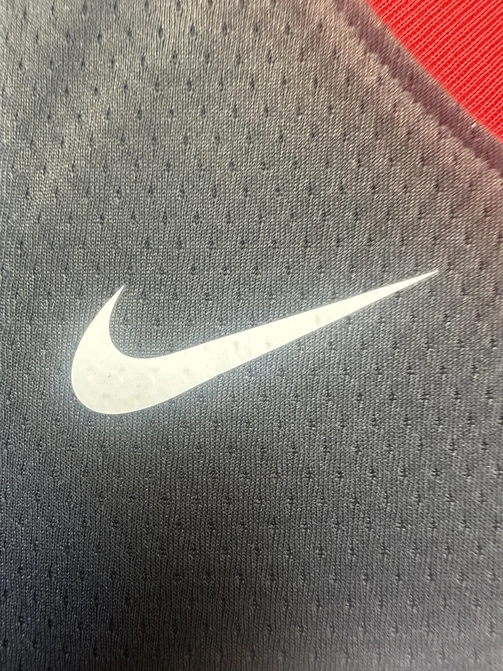 Camiseta deportiva para hombre de los Houston Rockets mediana de baloncesto de la NBA Chris Paul #3 Nike Dri Fit Foto 4 de 4