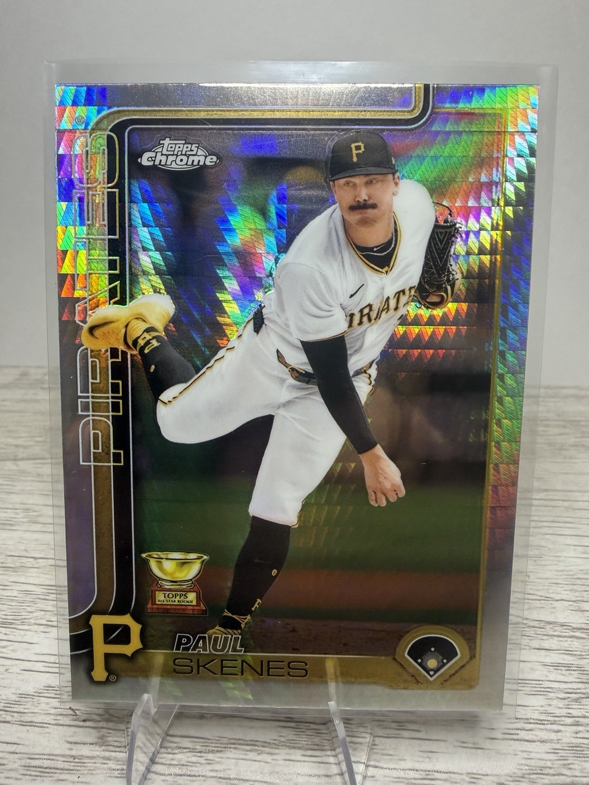 2025 Topps Chrome - Paul Skenes #300 Prism Refractor + Standard Chrome Card