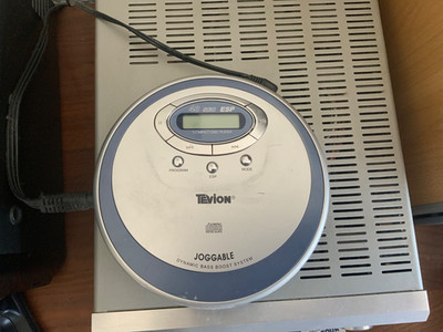 Tragbarer CD-Player