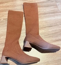 Vivaia Round-Toe Brown Wool Knee High Boots 41/9.5 New No Box