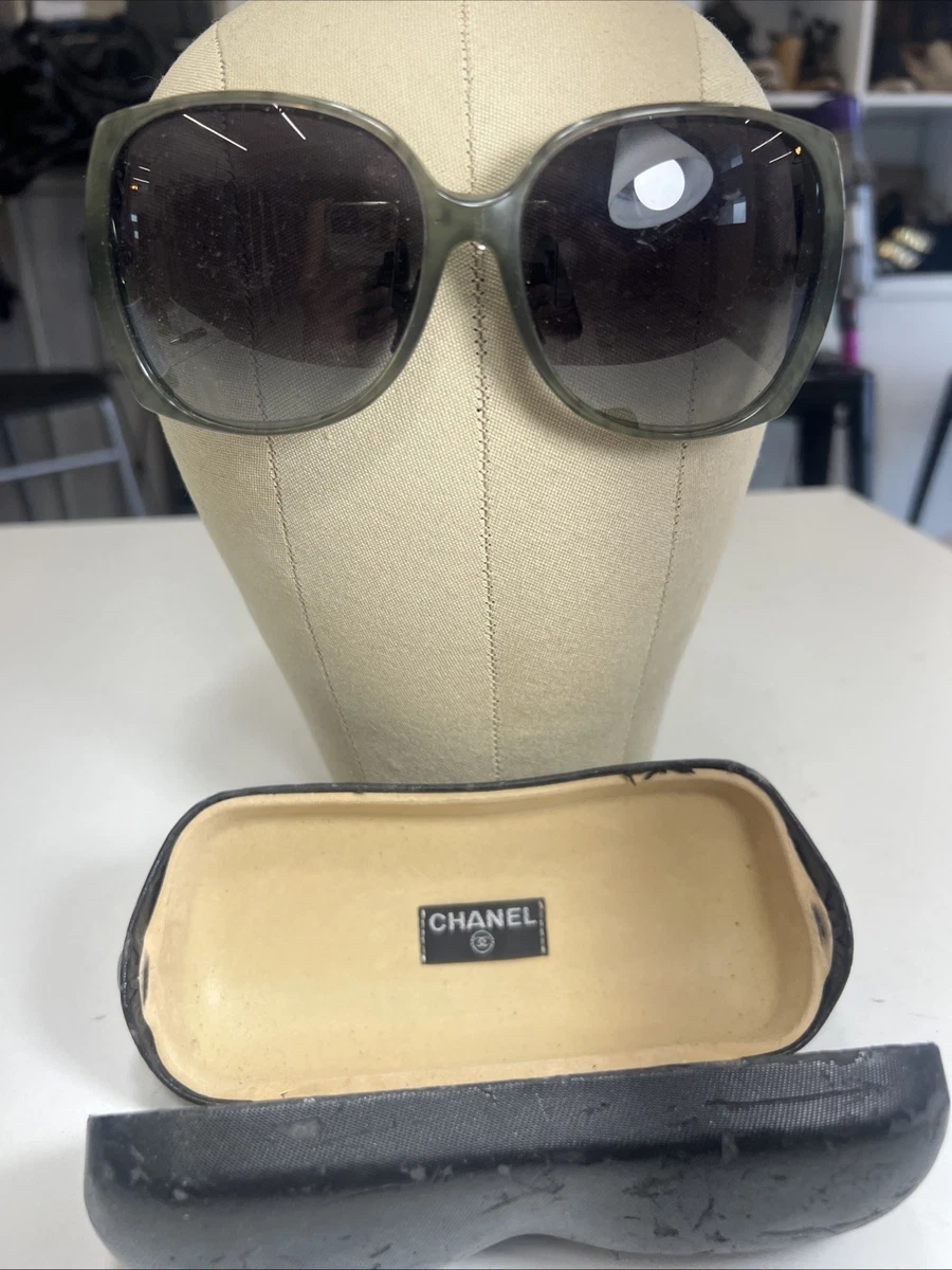 CHANEL Green Plastic Frame Sunglasses for Women for sale | eBay display picture 2