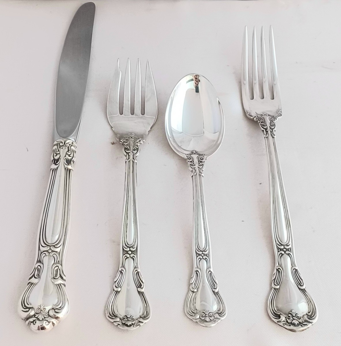 Chantilly by Gorham Sterling 4pc Place Size Place Setting