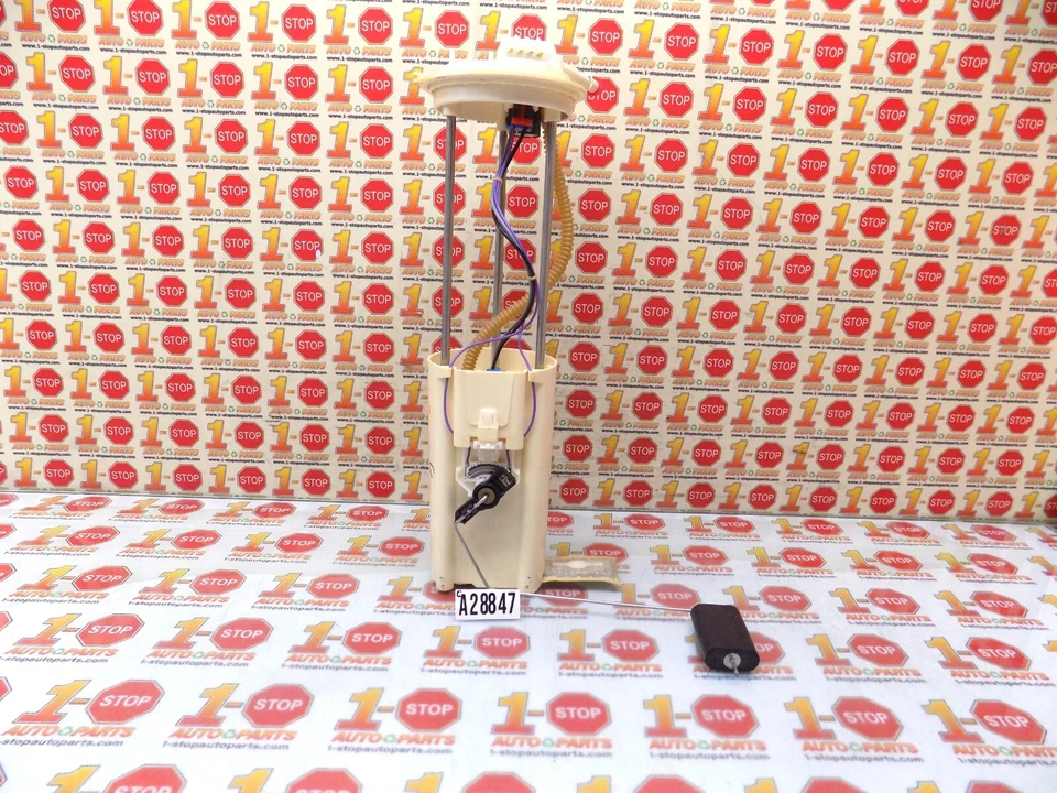 1997-1999 CHEVROLET C1500 FUEL GAS PUMP ASSEMBLY 25314323 - Image 2 of 4