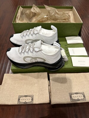 BrandNew Gucci Run Knit Sneaker white/black Embroidered GG BrandNew Gucci Run Knit Sneaker white/black Embroidered GG